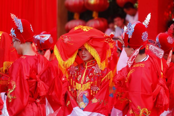 The 15 Most Common Chinese Wedding Traditions