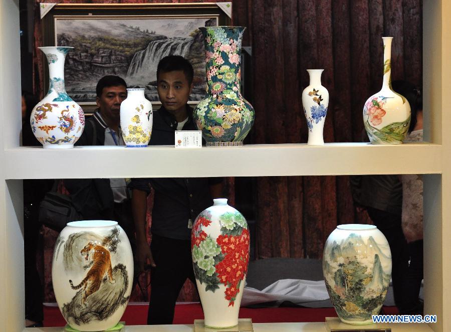 China Jingdezhen Int'l Ceramic Fair kicks off