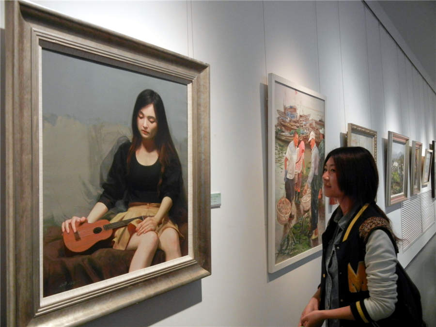 Oil paintings depict picturesque Jiangnan