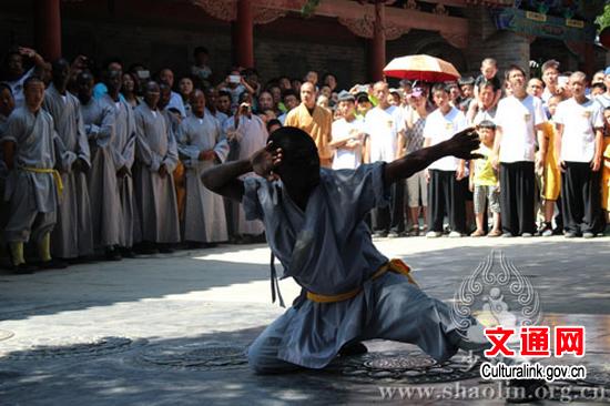 Martial arts training classes for African students held in Shaolin Temple