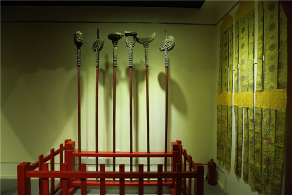 Relics of worship on display at Beijing temple