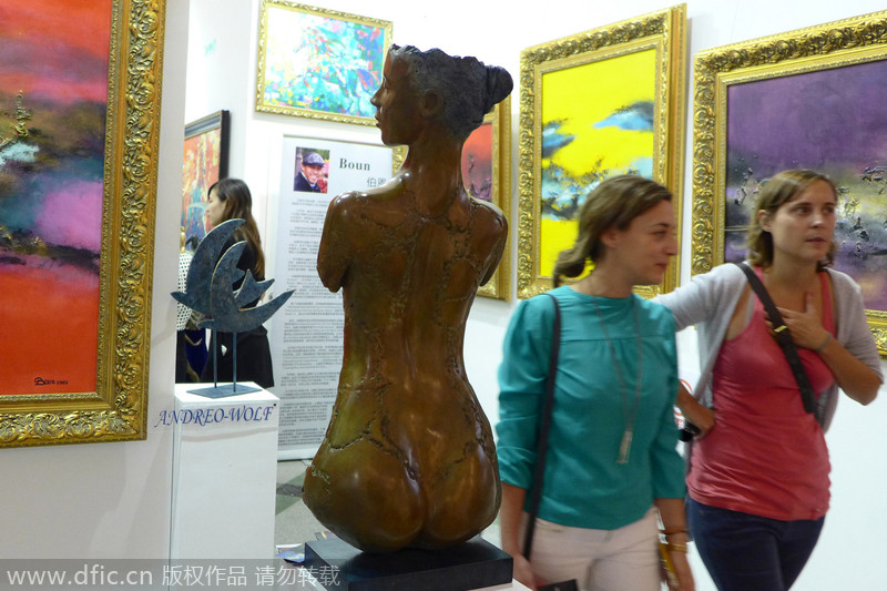 2014 SH Contemporary art exhibition opens