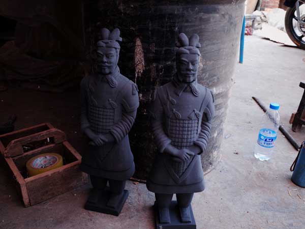 How to make a replica terracotta warrior