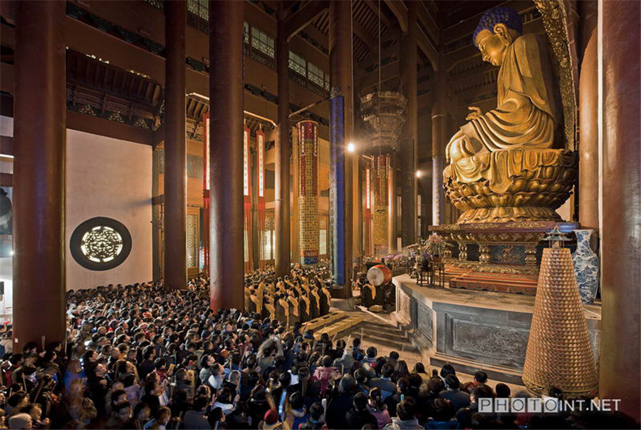 Photos capture the path of Buddhism