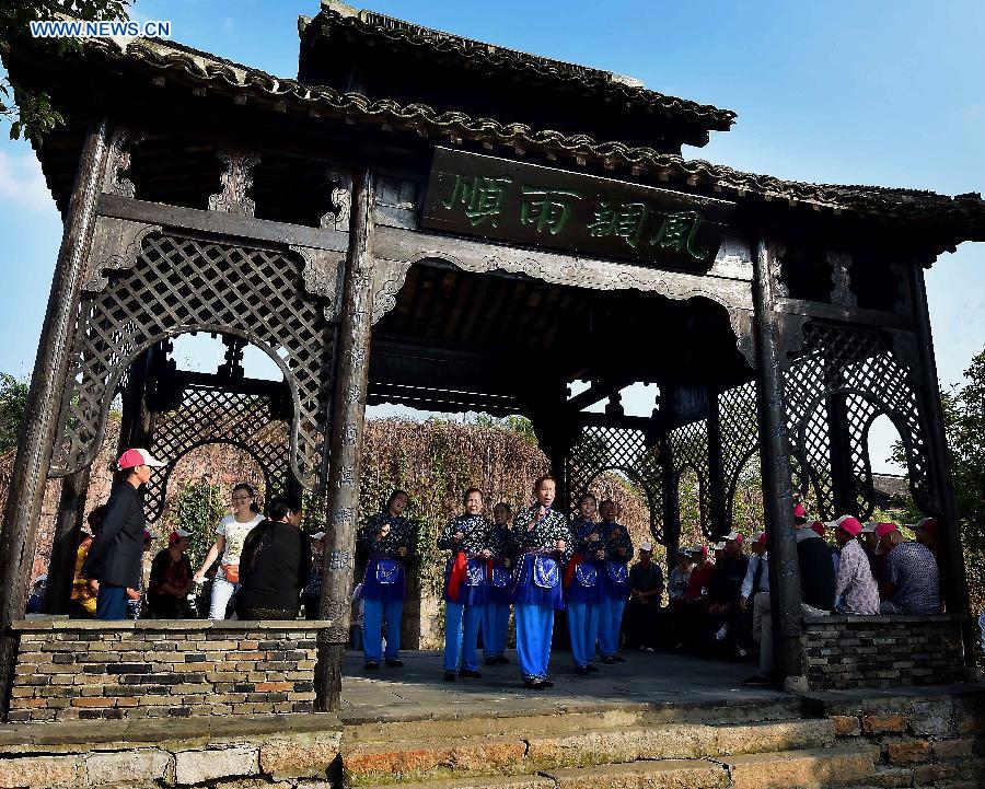 Traditional performing stages in China