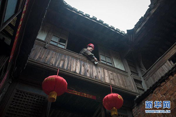 Ancient franchise pawn shops restored in China
