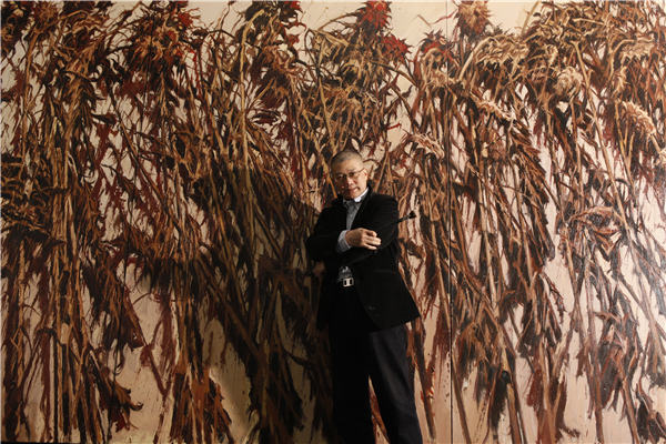 Xu Jiang's largest show of sunflower works in Shanghai
