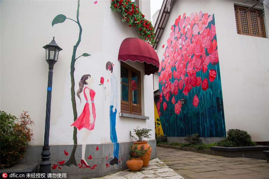 Hangzhou turns old alley into a modern love park