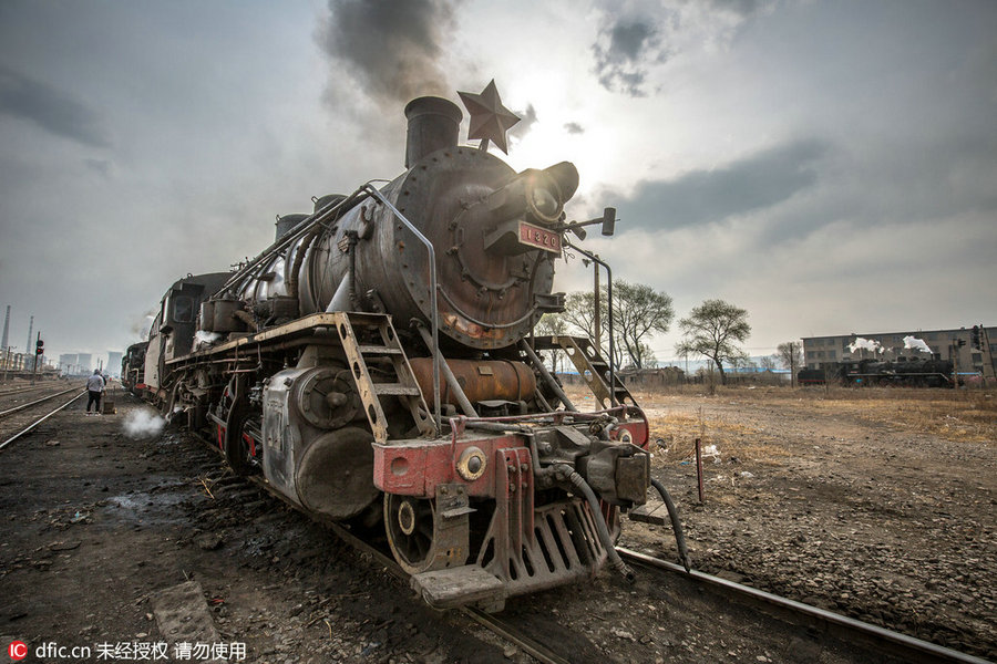The last steam locomotive is about to disappear in China