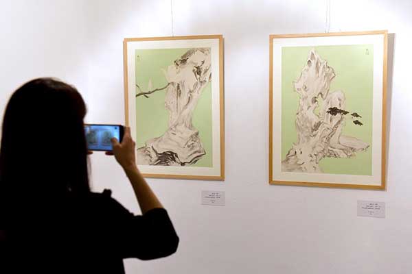 Traditional Chinese ink wash paintings on show in Cairo