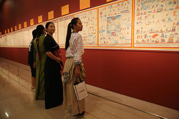 Thangka paintings on Tibetan medicine on display