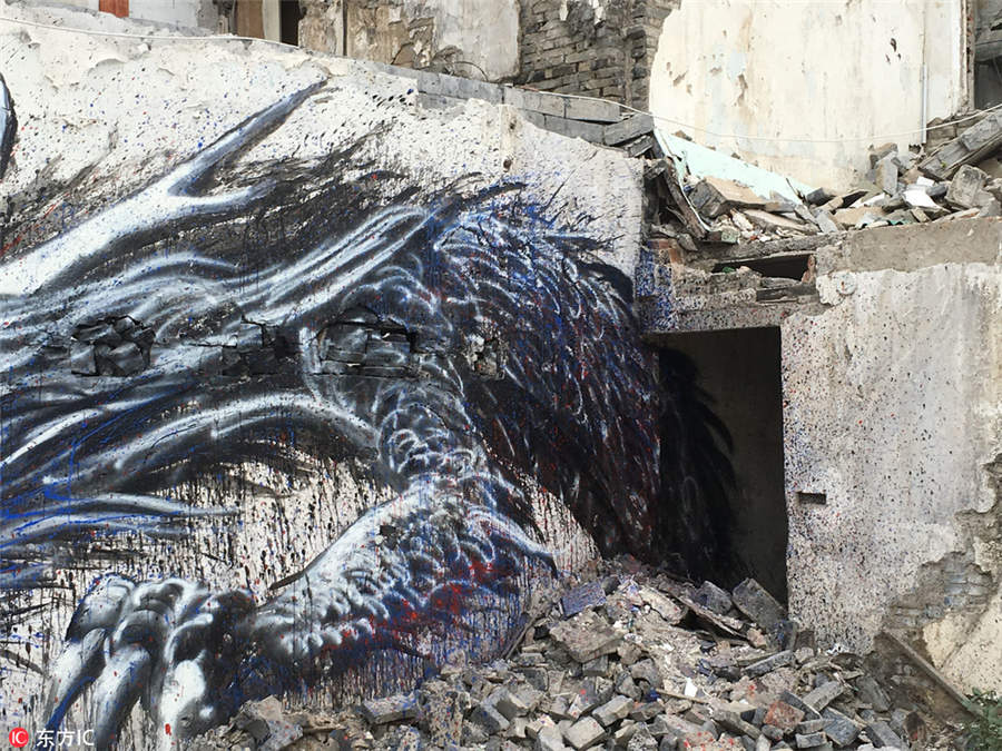 3D paintings revive dilapidated walls