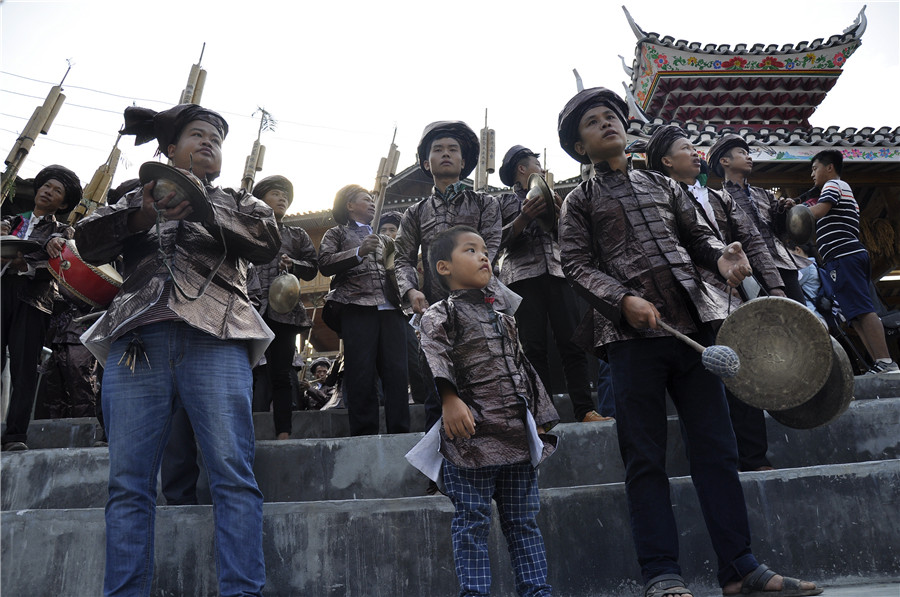 Dong ethnic group celebrate cultural and arts festival in Guizhou