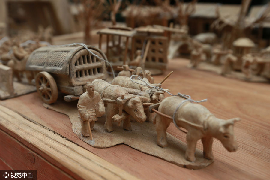 Chinese retiree creates wooden 3D version of ancient painting