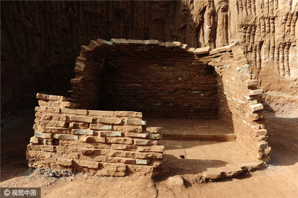 Ancient tomb discovered in Kuqa county, Xinjiang