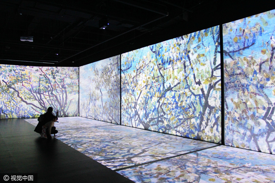 Van Gogh's art comes alive in Wuhan exhibition