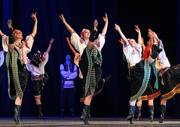 Moiseyev dance troupe returns to Beijing