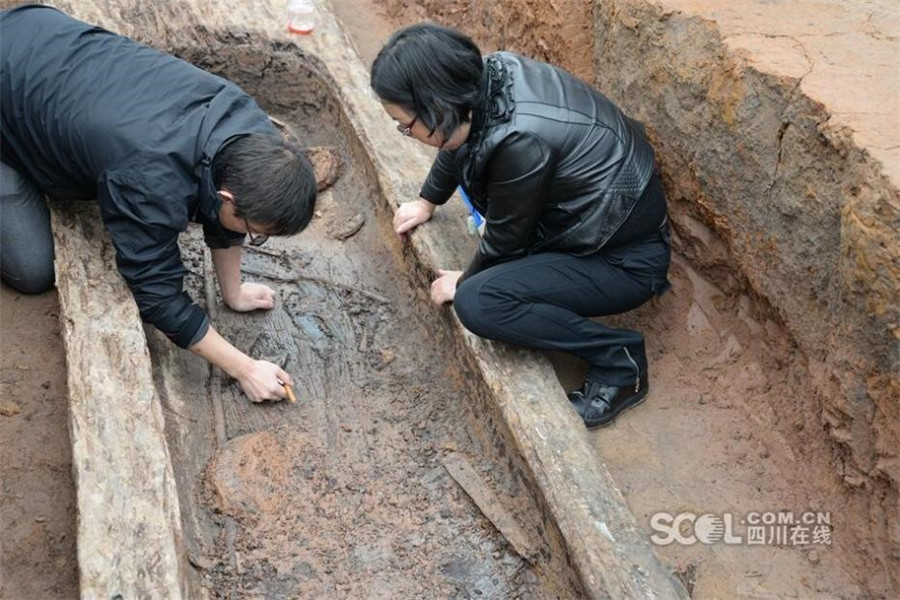 60 ancient tombs discovered in SW China