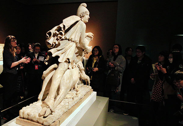 Exhibitions a new highlight in China's cultural exchange