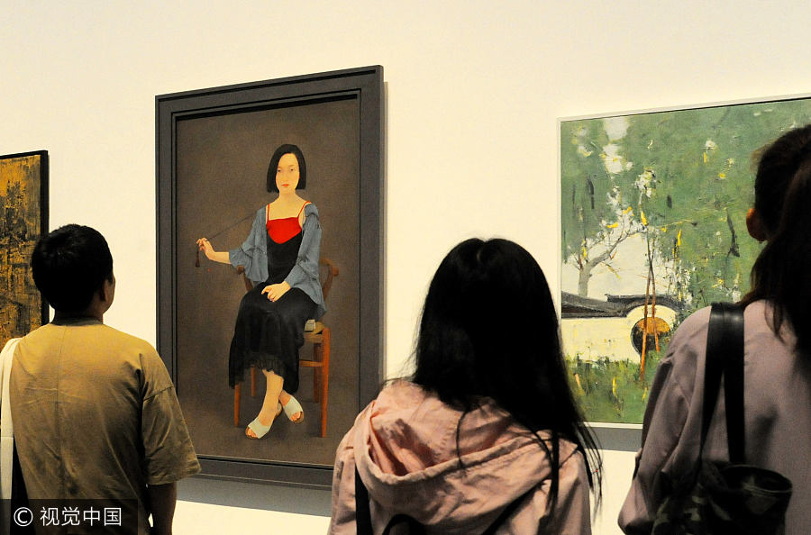 Picturesque 'Jiangnan' depicted in oil paintings in Suzhou exhibition