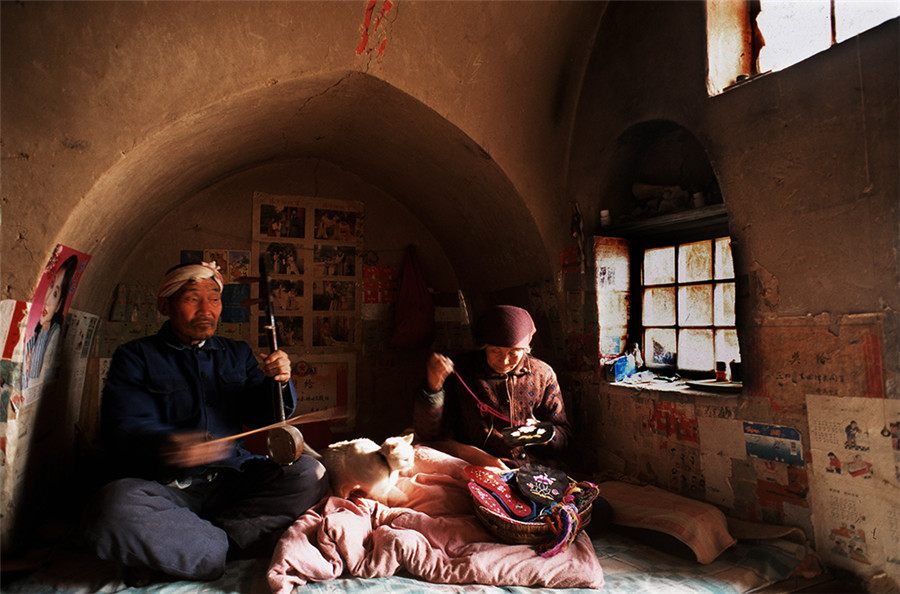 Photographer captures life on Loess Plateau in Gansu