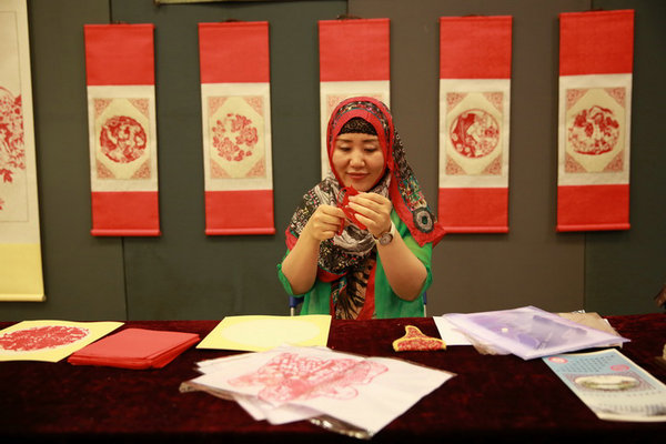 China's first Cultural and Natural Heritage Day celebrated abroad