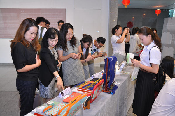 Chinese culture and creativity highlighted at exhibition in Thailand