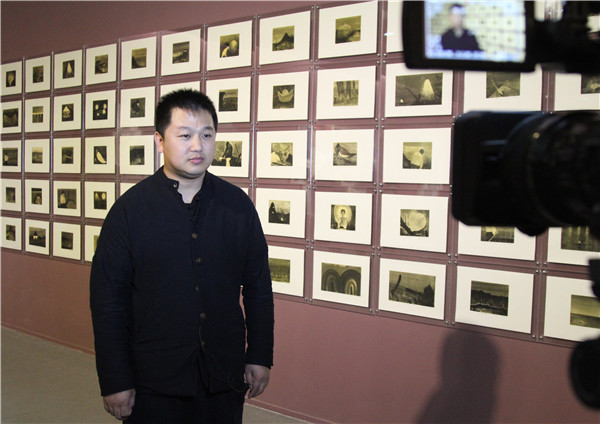 Artist brings island-inspired show to Beijing