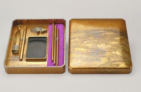 Elegant stationery cases from ancient royal court