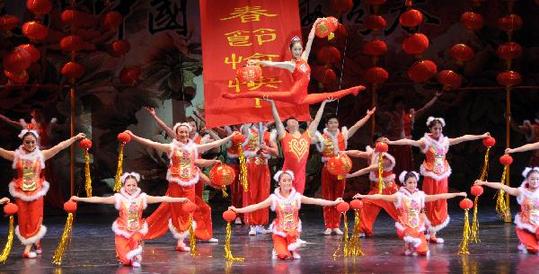 Chinese acrobats perform on grand show in Washington