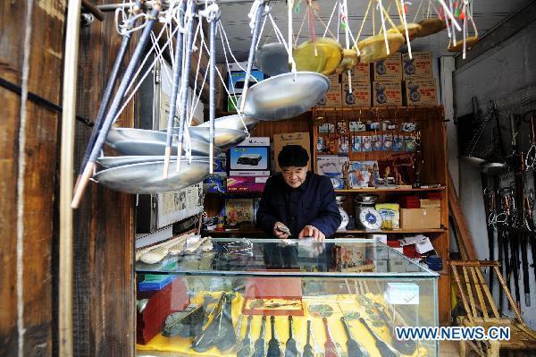 Steelyard craftsman in central China