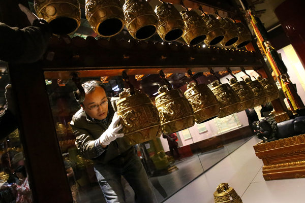Forbidden City exhibition shows life of emperors' mothers