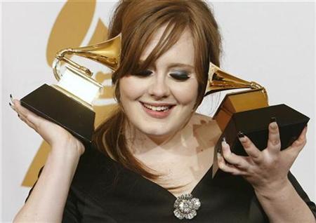 Pop singer Adele leads U.S., UK pop album charts