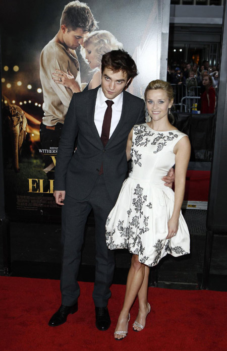 Pattinson and Witherspoon attend 'Water for Elephants' premiere in NY