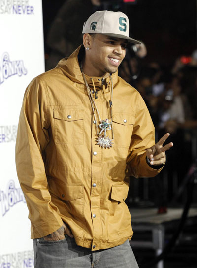 Chris Brown leads with 6 nods at 2011 BET Awards