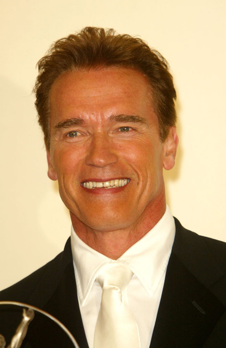 Arnold Schwarzenegger begging wife