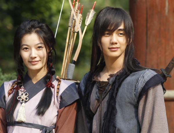 Yoo Seung-ho and actress Yoon Soy promote new drama 'Swordman Baek Dong-Soo'