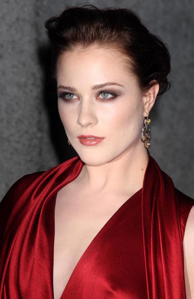 Evan Rachel Wood terrified to date girls