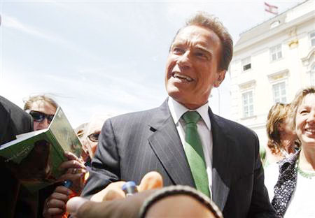 Schwarzenegger to write 'unbelievably true' memoir