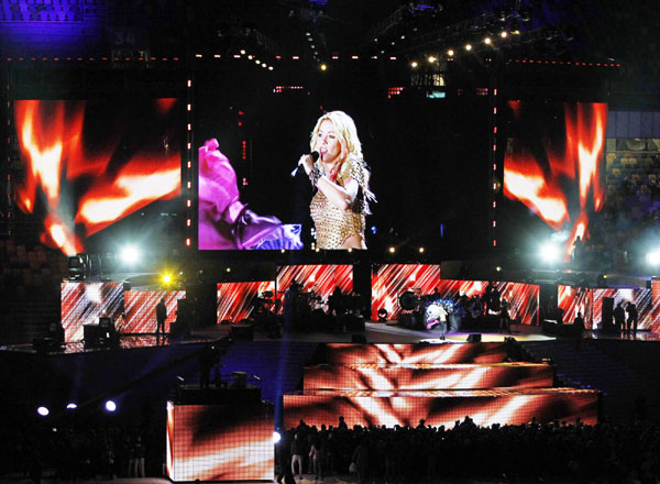 Shakira performs at opening of Olympic stadium