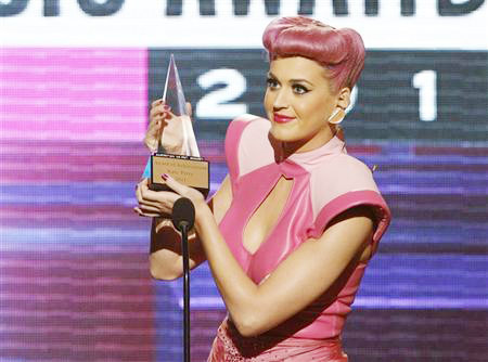 Katy Perry exits show after split