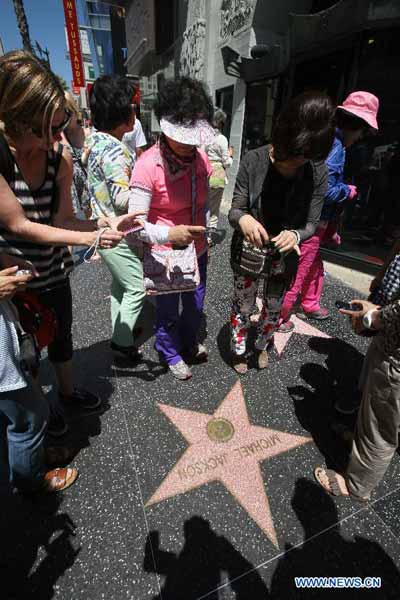 Third anniversary of Michael Jackson's death commemorated