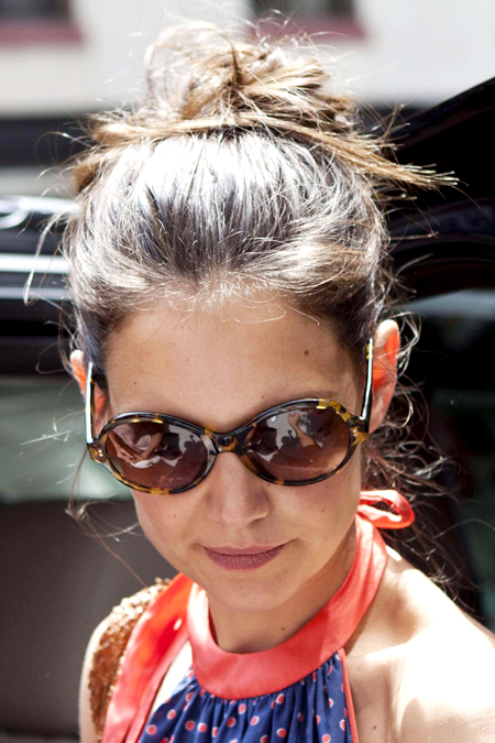 Katie Holmes takes Suri out