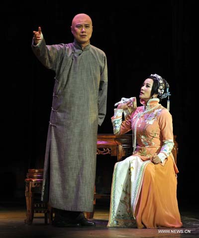 Chinese actress Liu Xiaoqing performs in drama 'Fenghua Juedai'