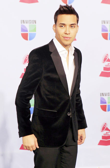 Singers arrive at Latin Grammy Awards