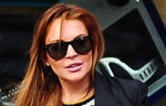 NY prosecutors delay charging Lindsay Lohan