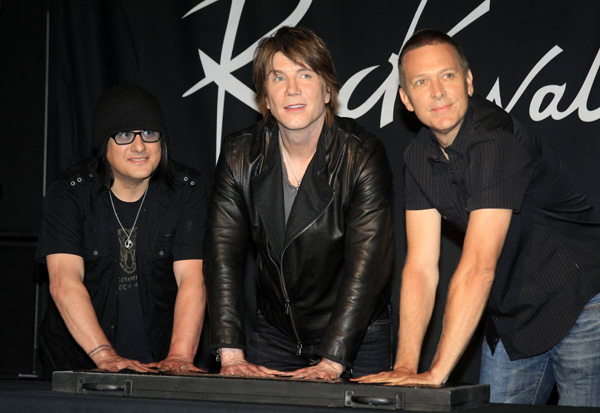 Goo Goo Dolls inducted into Hollywood's Rock Walk