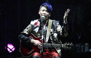 Singer Coco Lee releases new album
