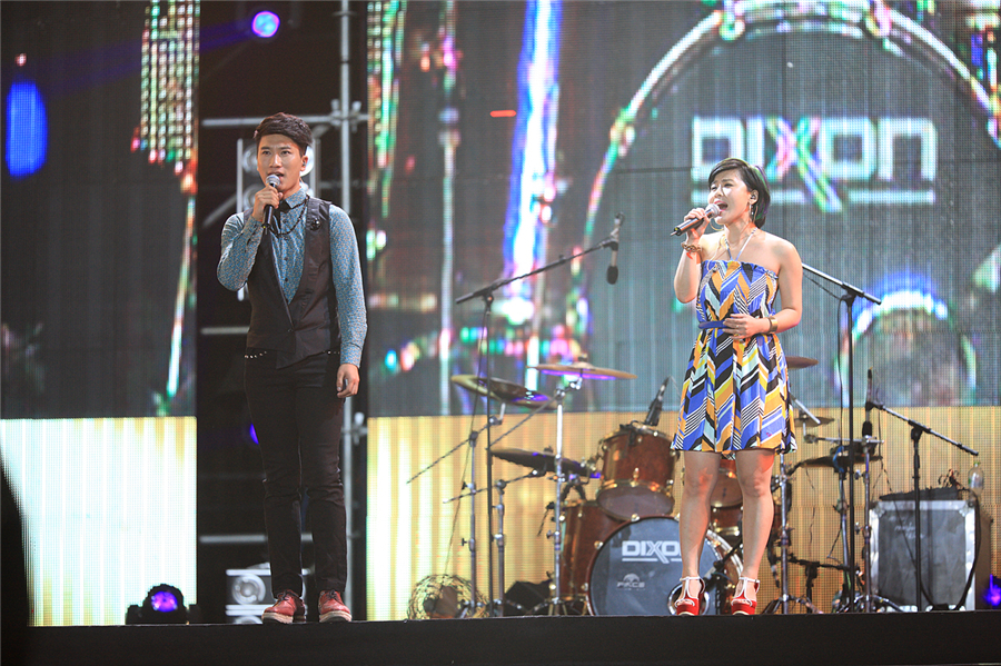 Singers perform at Tianjin int'l music festival