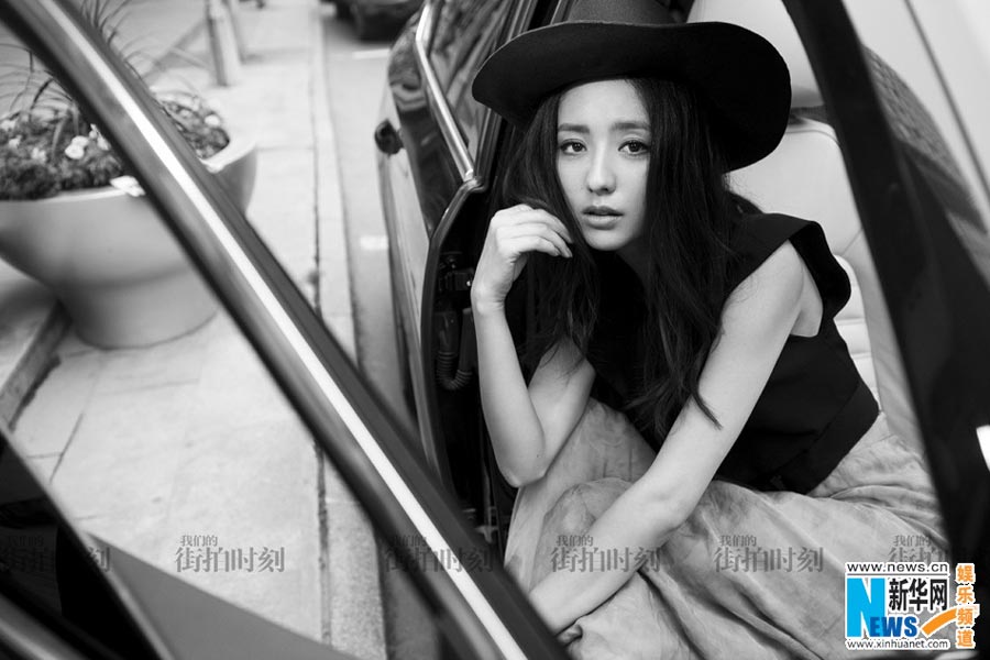 Chinese actress Tong Liya spells elegance in street snapshots